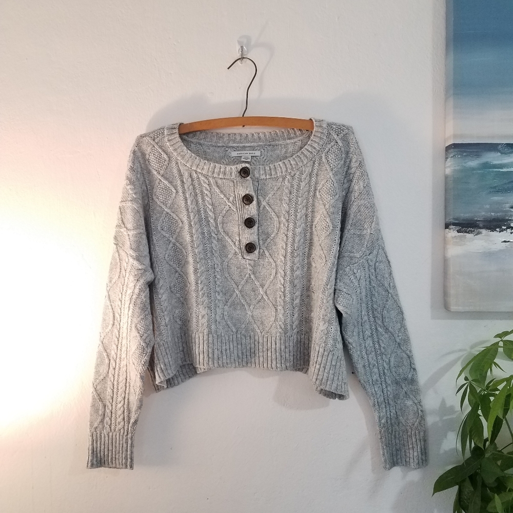 American Eagle Sweater